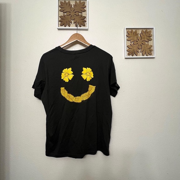 TnC surf lei ilima shirt - Picture 2 of 3